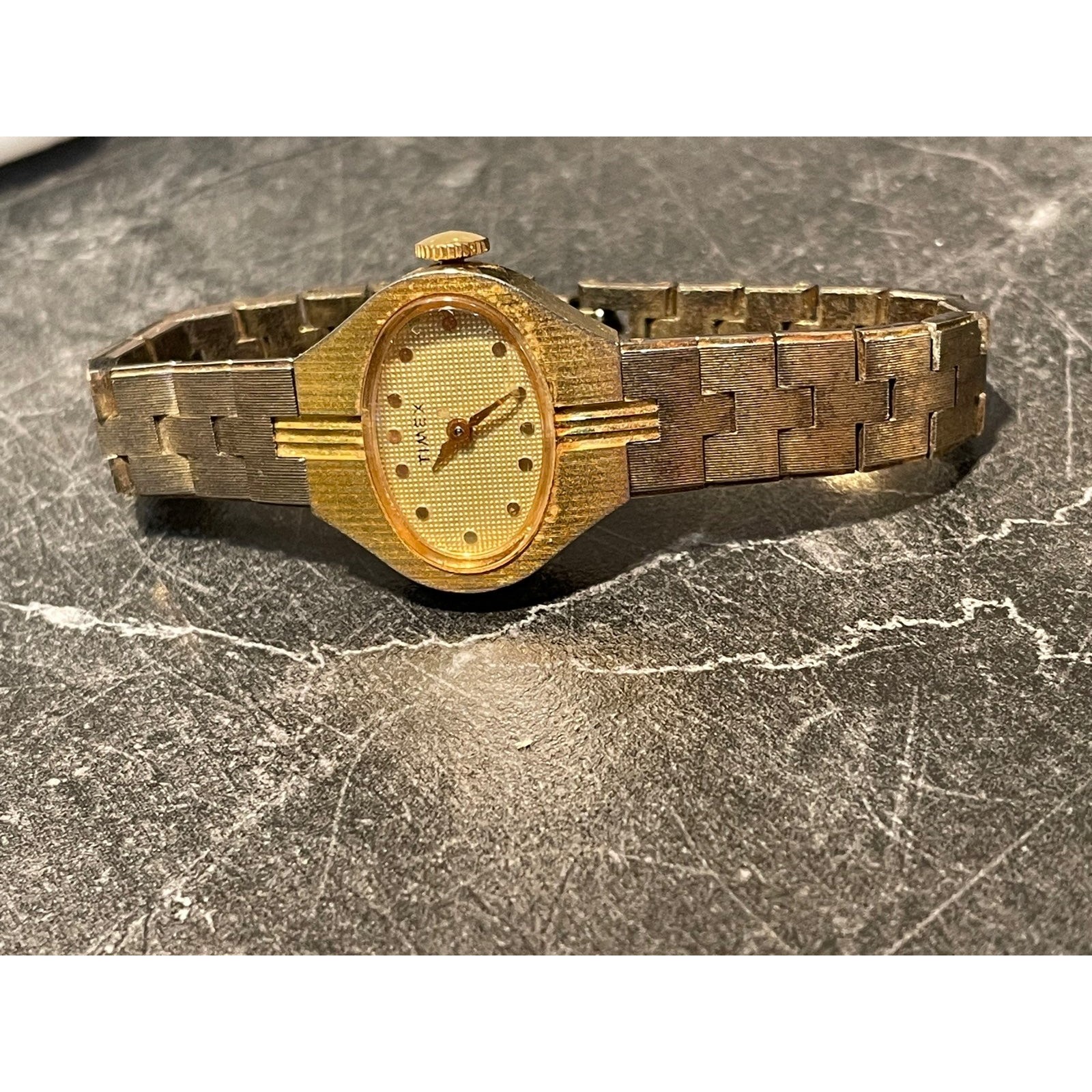 Vintage Ladies Gold Tone Timex Mechanical Wind Up Watch